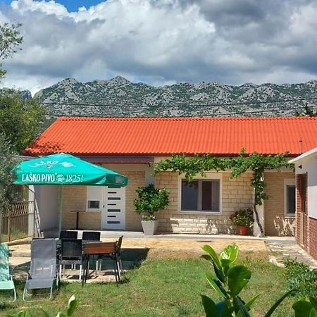Holiday Home Zeljko,Marija & Jakov Starigrad Paklenica Dış mekan fotoğraf